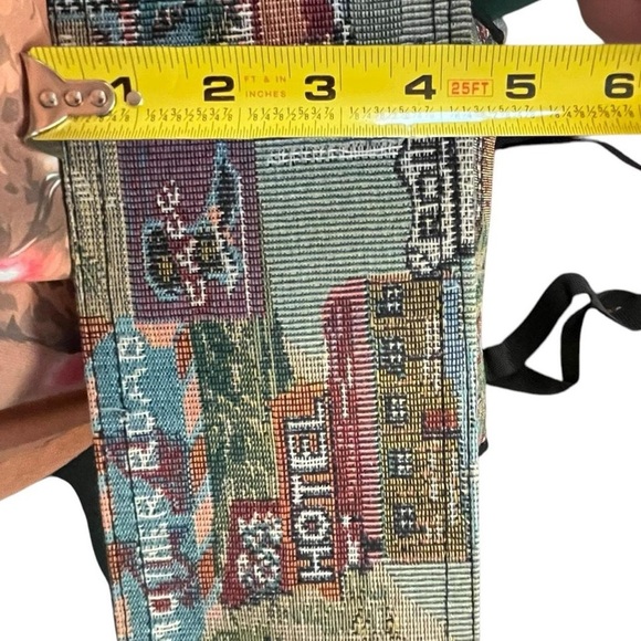 A39-Multi-coloured tapestry tote bag with zipper closure, Route 66 design - Picture 4 of 7